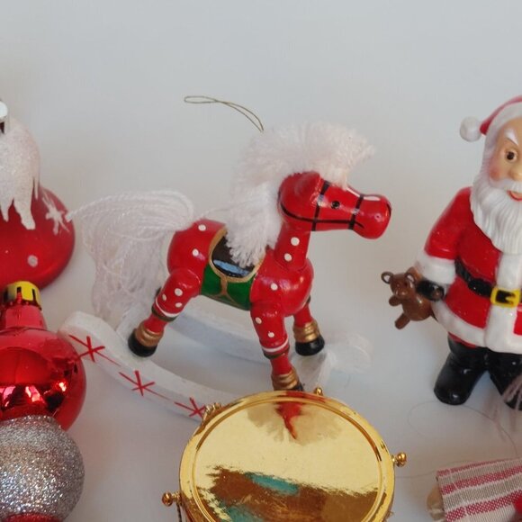 LARGE Christmas Ornament Lot of 22 Pieces Assorted Holiday Ornaments RED THEME - Picture 2 of 11